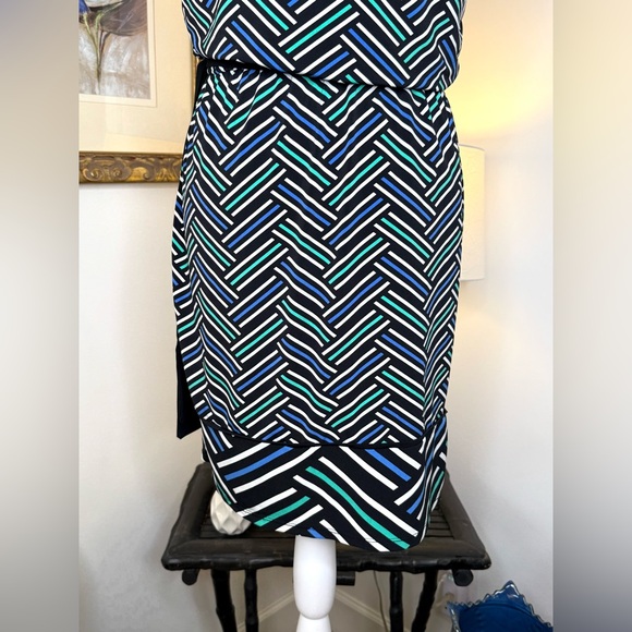 Worthington Womens Black Blue Chevron Striped Stretch Belted Career Dress Small - Picture 12 of 12